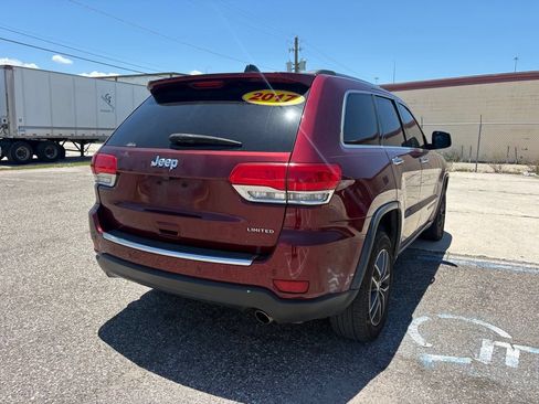 Used 2017 Jeep Grand Cherokee Limited w/ Luxury Group II RWD image 3