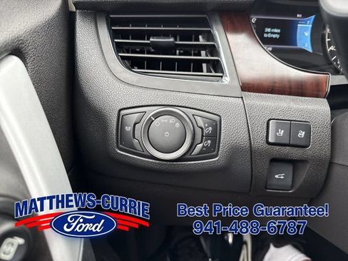 Used 2013 Ford Edge Limited w/ Driver Entry Pkg FWD image 26