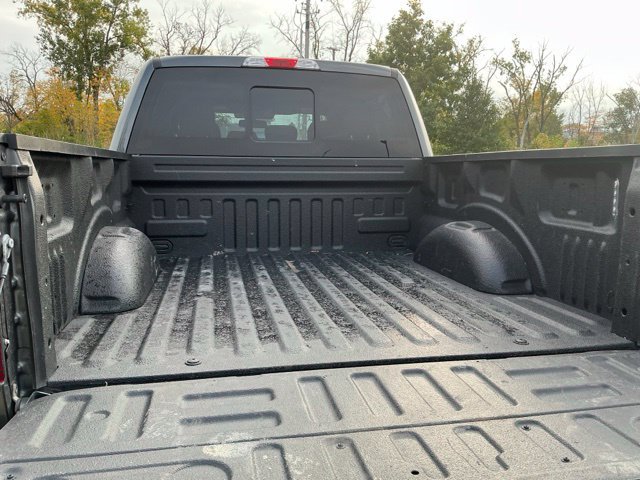 Used 2018 Ford F150 XLT w/ Equipment Group 302A Luxury AWD/4WD image 11