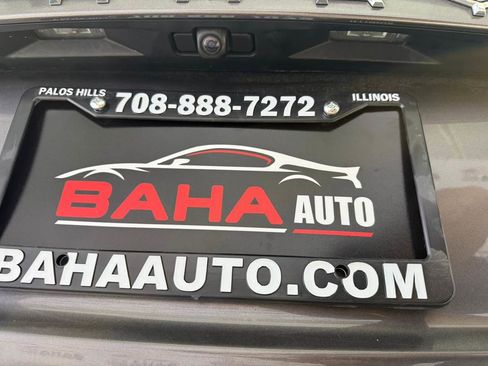 Used 2022 Toyota Camry LE image 9