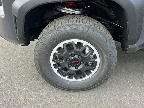 New 2026 Toyota Tacoma TRD Off-Road AWD/4WD image 5
