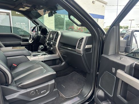 Used 2018 Ford F150 Platinum w/ Technology Package AWD/4WD image 10