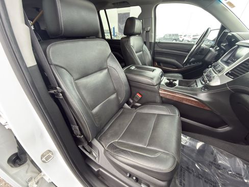 Used 2019 GMC Yukon XL SLT image 12
