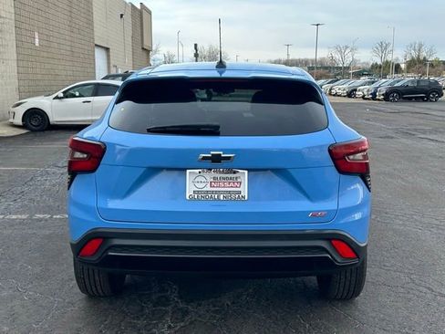 Used 2024 Chevrolet Trax RS w/ Driver Confidence Package image 5