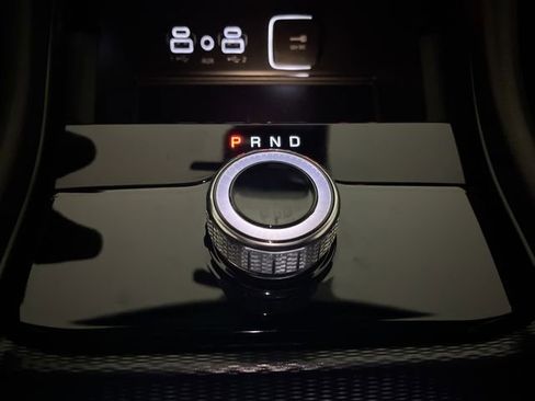 New 2025 Jeep Grand Cherokee L Altitude RWD image 19