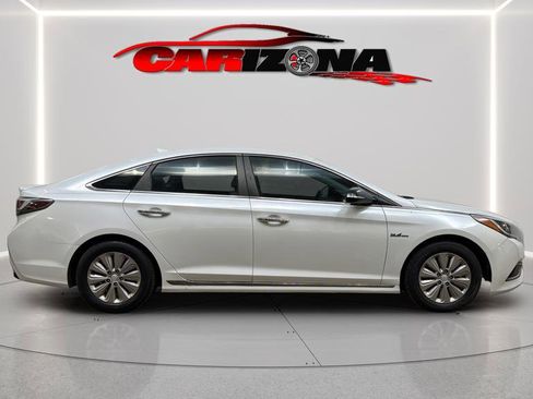 Used 2017 Hyundai Sonata SE image 12
