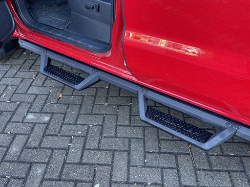 Used 2023 Nissan Frontier PRO-4X w/ Pro Convenience Package image 13