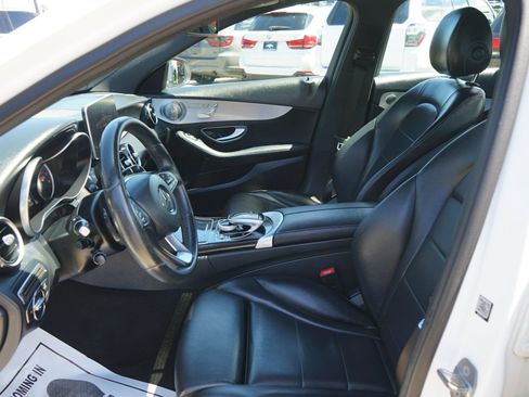 Used 2018 Mercedes-Benz C 300 4MATIC Sedan image 15