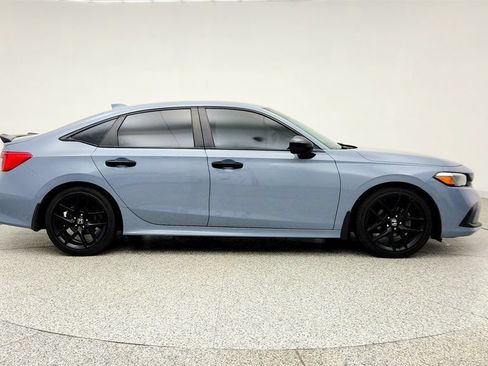 Used 2024 Honda Civic Sport image 4