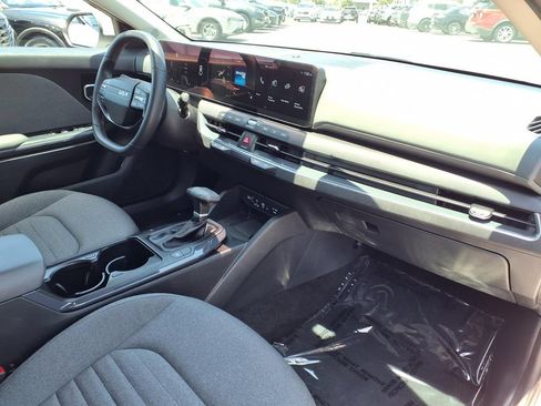 Certified 2025 Kia K4 EX FWD image 14