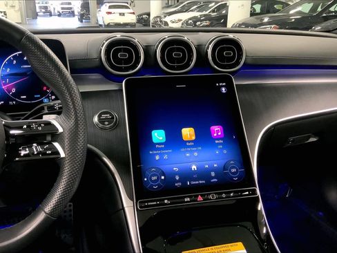 Used 2025 Mercedes-Benz C 300 Sedan image 6