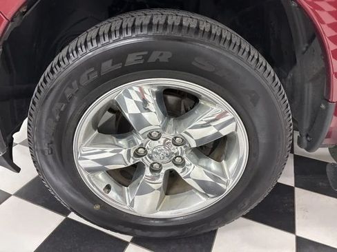 Used 2019 RAM 1500 Tradesman w/ Tradesman SXT Package AWD/4WD image 5