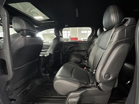 New 2026 Toyota Sienna XLE Woodland Edition AWD/4WD image 14