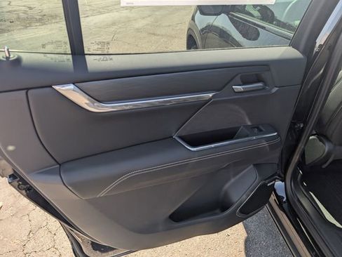 New 2026 GMC Acadia Elevation w/ Black Edition AWD/4WD image 10