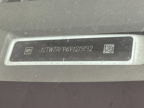 Used 2023 GMC Savana 2500 w/ Driver Convenience Package image 20