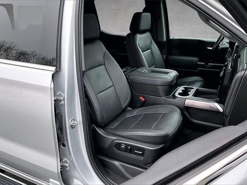 Used 2021 Chevrolet Silverado 1500 LTZ w/ LTZ Premium Package image 30