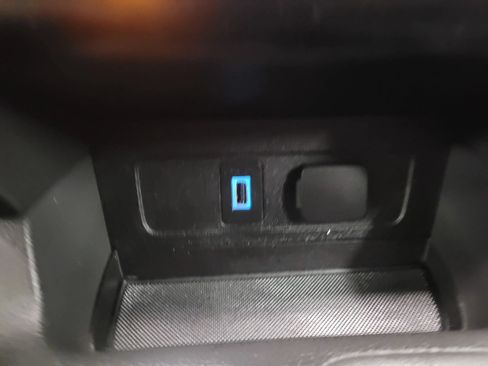 Used 2017 Ford Escape S FWD image 32