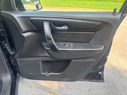 Used 2016 Chevrolet Traverse LT AWD/4WD image 10