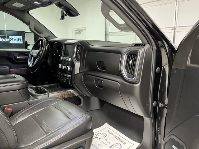 Used 2022 GMC Sierra 3500 Denali w/ Denali Ultimate Package AWD/4WD image 57