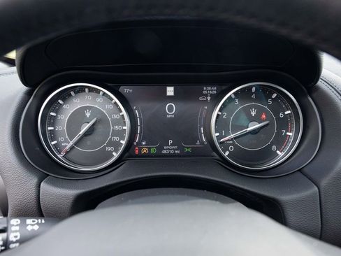 Used 2022 Maserati Levante GT AWD/4WD image 28