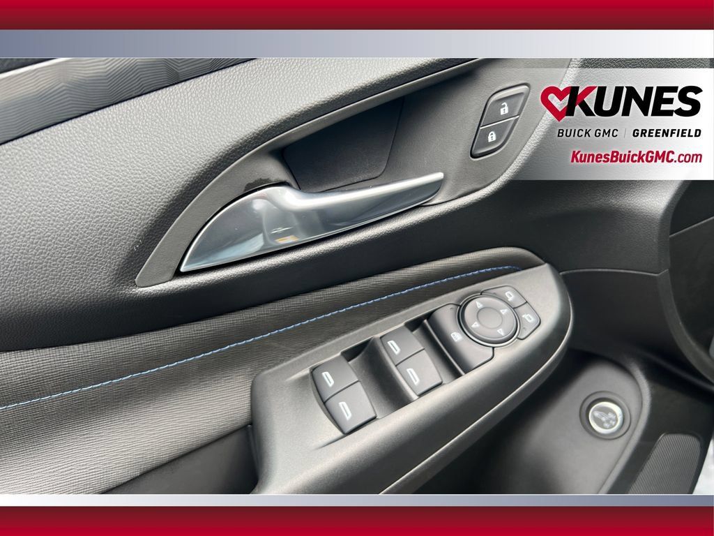New 2026 Buick Envista Sport Touring w/ Convenience I Package FWD image 18