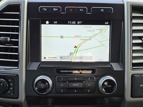 Used 2019 Ford F150 King Ranch w/ Equipment Group 601A Luxury AWD/4WD image 17
