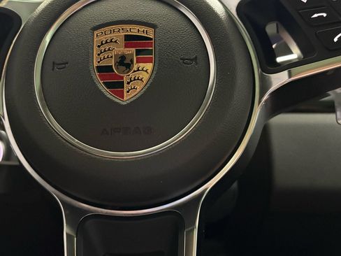 Used 2019 Porsche Cayenne AWD/4WD image 29