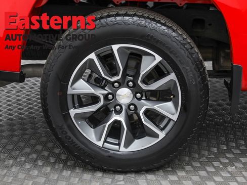 Used 2023 Chevrolet Silverado 1500 LT image 32