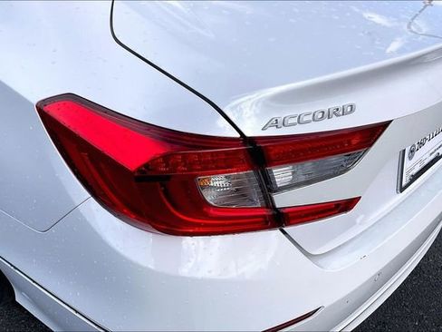 Used 2021 Honda Accord EX-L image 32