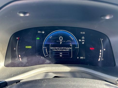 Used 2026 Toyota Camry SE image 13