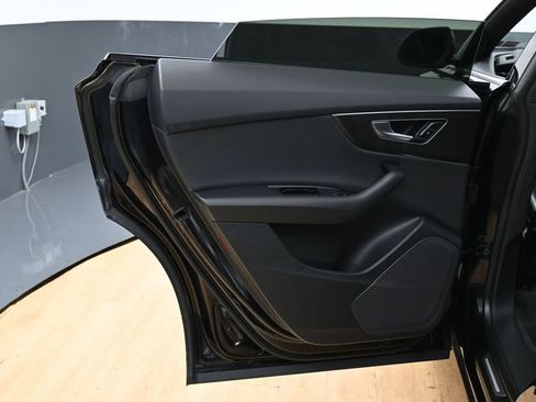 Used 2019 Audi Q8 Premium w/ Convenience Package AWD/4WD image 41