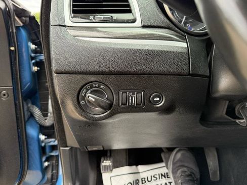 Used 2021 Chrysler 300 Touring w/ Sport Appearance Package image 13