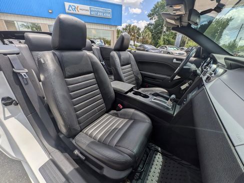 Used 2008 Ford Mustang GT Premium RWD image 9
