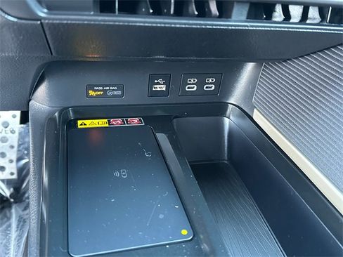 Certified 2025 Toyota Camry SE image 27