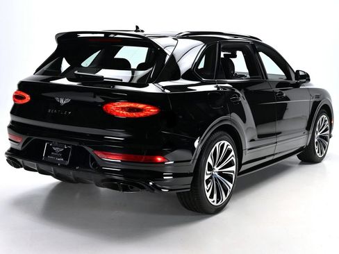 Used 2022 Bentley Bentayga AWD/4WD image 6
