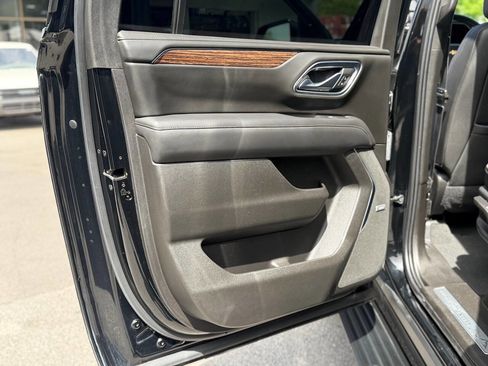 Used 2021 Chevrolet Suburban High Country image 76