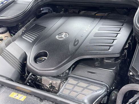 Used 2021 Mercedes-Benz GLS 450 4MATIC image 64