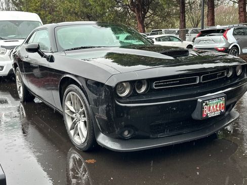 Used 2022 Dodge Challenger GT image 2