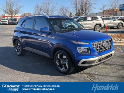 Used 2024 Hyundai Venue SEL