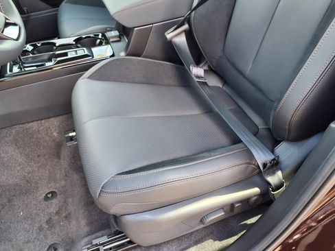 New 2026 Subaru Forester Touring AWD/4WD image 17