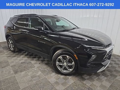 Used 2024 Chevrolet Blazer LT AWD/4WD image 7