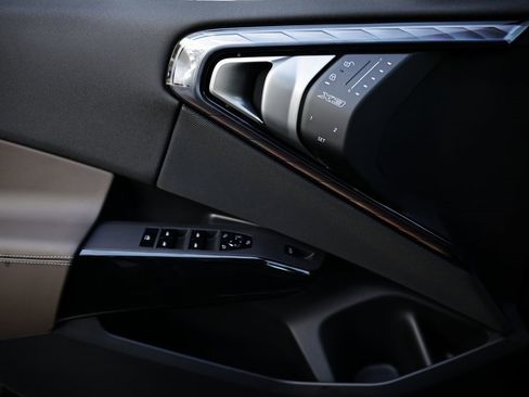 New 2026 BMW X3 xDrive30 w/ Premium Package image 13