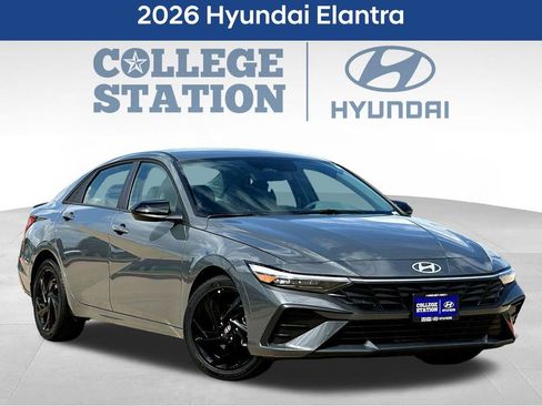 Used 2026 Hyundai Elantra Sport FWD image 3