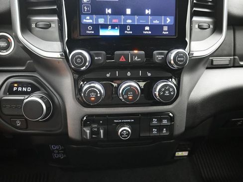 Used 2025 RAM 1500 Big Horn RWD image 17