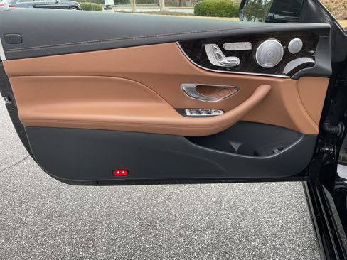 Used 2019 Mercedes-Benz E 450 Cabriolet image 27