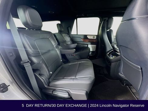 Used 2024 Lincoln Navigator Reserve AWD/4WD image 35