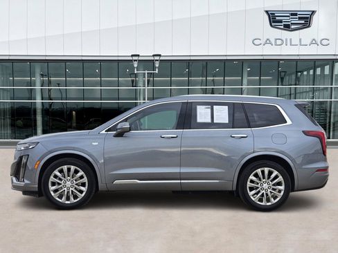 Used 2021 Cadillac XT6 Premium Luxury image 3