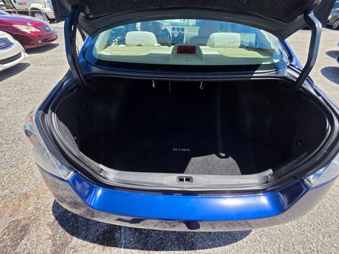 Used 2010 Nissan Altima 2.5 S FWD image 24