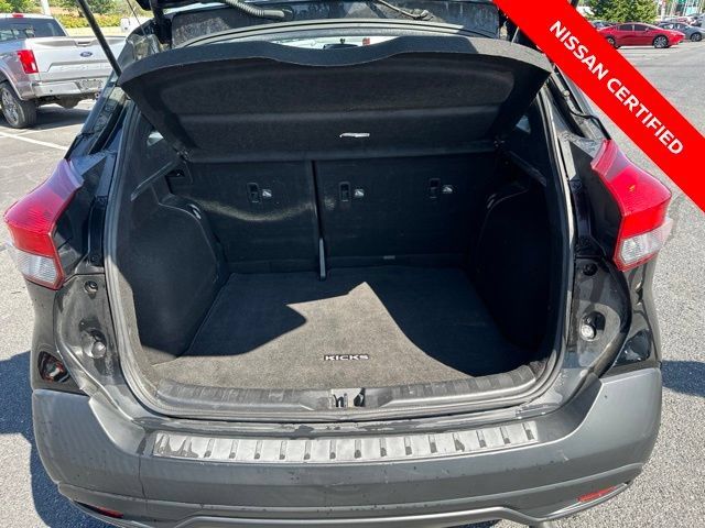 Certified 2018 Nissan Kicks SV w/ Exterior Package FWD image 13