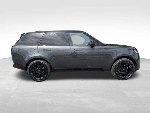New 2025 Land Rover Range Rover SE image 6